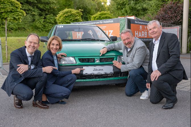 30%20Jahre%20SEAT%20Harb